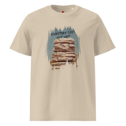 Experience adventure with our GOTS organic cotton t-shirt featuring a striking rock formation design inspired by an authentic photograph. Look great while supporting sustainability.