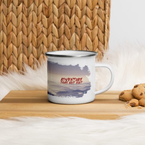 <p class="p1">The Adventure mug perfect for your outdoor escapades, this enamel mug is lightweight, durable, and a true adventurer’s essential. Whether you’re sipping coffee around the campfire or enjoying a hot meal on the go, this mug has got you covered.</p>